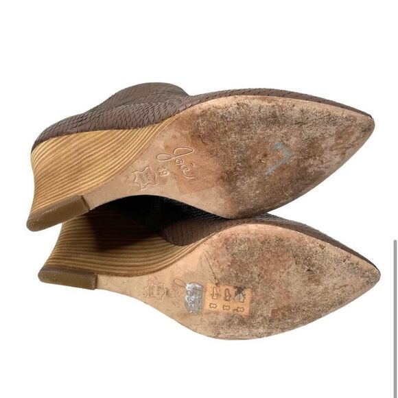 Joie Jalena Embossed Pointy Wedge Leather Boots Sz 39 brown boho - Picture 5 of 8